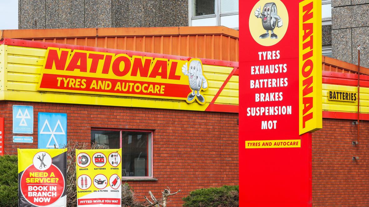 Halfords secures position as the UK’s largest vehicle service